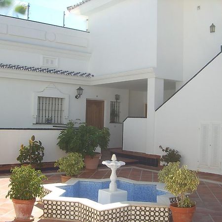 Apt Mijas Costa Arkadia Beach El Faro Marvellous Frontbeach With Stunning Seaviews And Historic Lighthouse Fuengirola Exterior photo